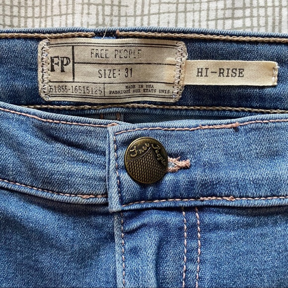 š50% Off Free People Hi-Rise Skinny Jeans